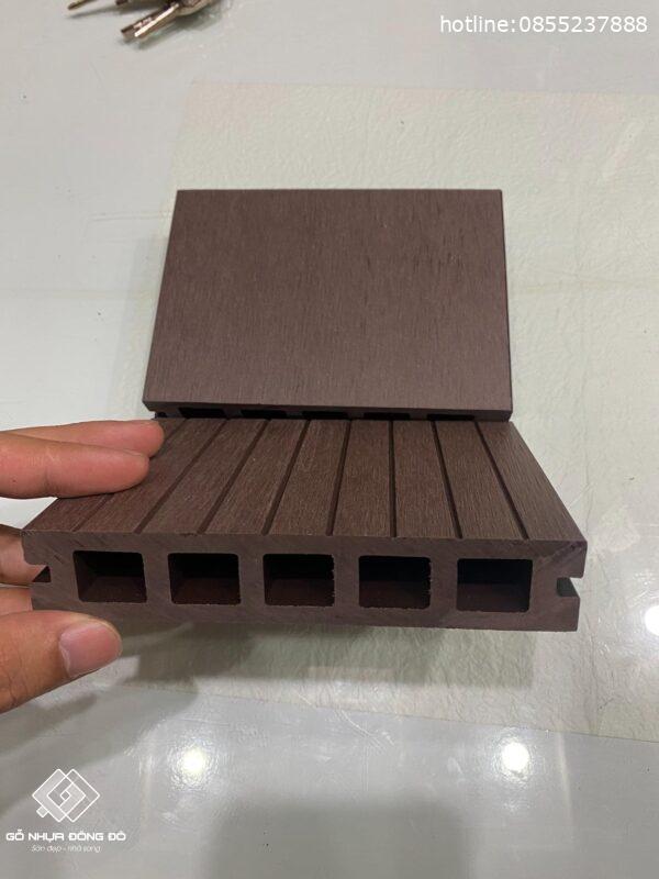 Sàn Nhựa Ngoài Trời D140H25 Wood Chống Trơn Trượt