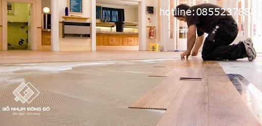 Sàn Nhựa Dán Keo Là Một Trong Các Loại Sàn Phù Hợp Với Khí Hậu Nhiệt Đới Giá Rẻ
