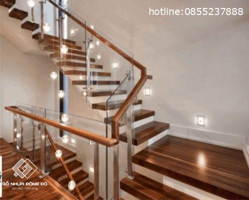 Bật mí 7 mẫu cầu thang giả gỗ xu hướng hiện nay 3 Cầu Thang Giả Gỗ Lan Can Kính Hiện Đại