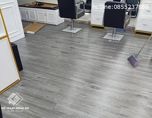 Lắp Sàn Nhựa So Le Tăng Thẩm Mỹ