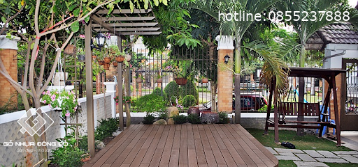 Sàn gỗ nhựa composite và sàn gỗ tự nhiên: So sánh tính năng và lợi ích 5 Sàn Gỗ Nhựa Composite Ứng Dụng Ngoại Thất Sân Vườn