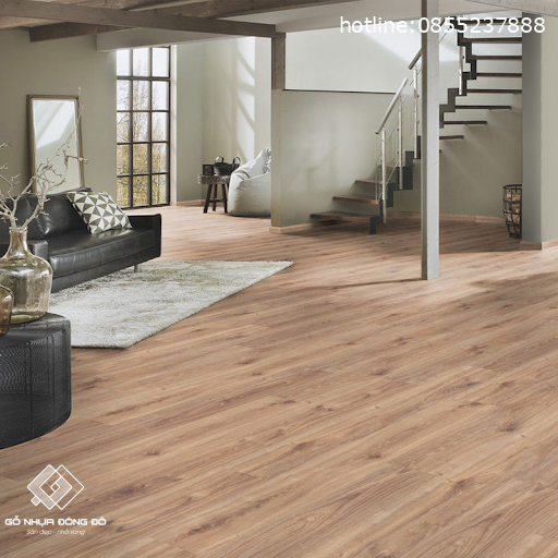 Đánh giá tấm lát sàn giả gỗ composite và sàn đá: Những điểm khác biệt nổi bật 3 Tấm Lát Sàn Giả Gỗ Composite Phòng Khách