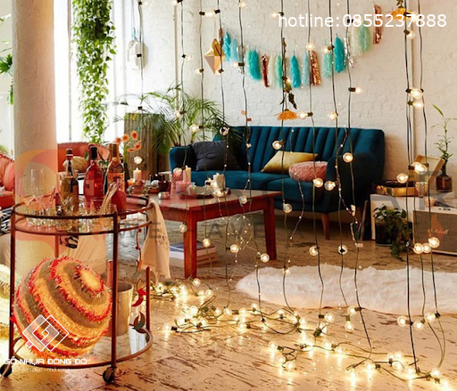 Trang Trí Vách Tủ Tivi Bằng Đèn Led Ấm Áp Đón Tết 2024