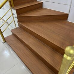 Mặt bậc cầu thang gỗ nhựa SPC nội thất 17 Mat Bac Cau Thang Go Nhua Noi That 1